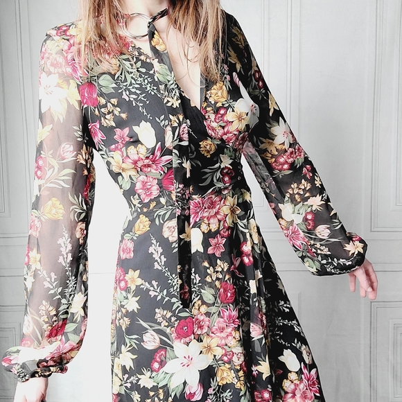 Bershka Dresses & Skirts - Bershka neck detail asymmetrical dress